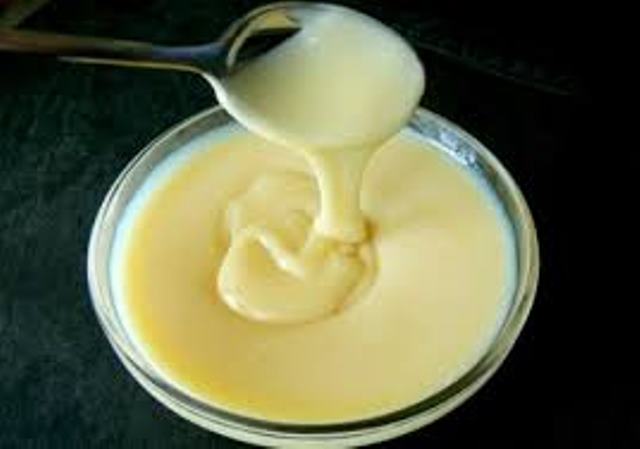 Крем белый из молока сгущенного 8,5% нетермостабильный 15 кг 