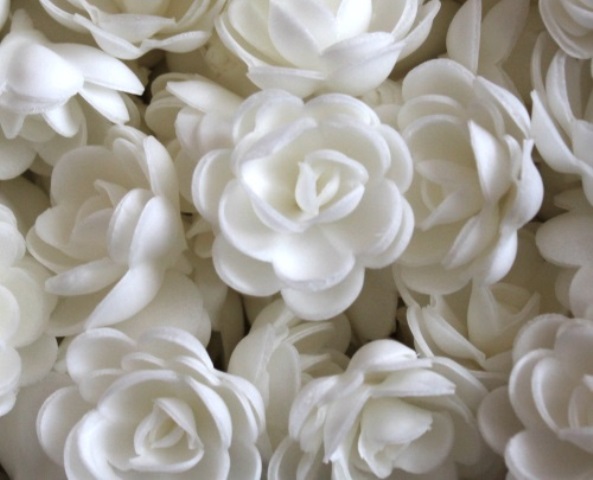 Вафельные Розы большие сложные 28 шт белые СоюзПищеПром